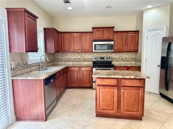 $2,450 | 5235 Cactus Cove Lane, Buford, GA 30519