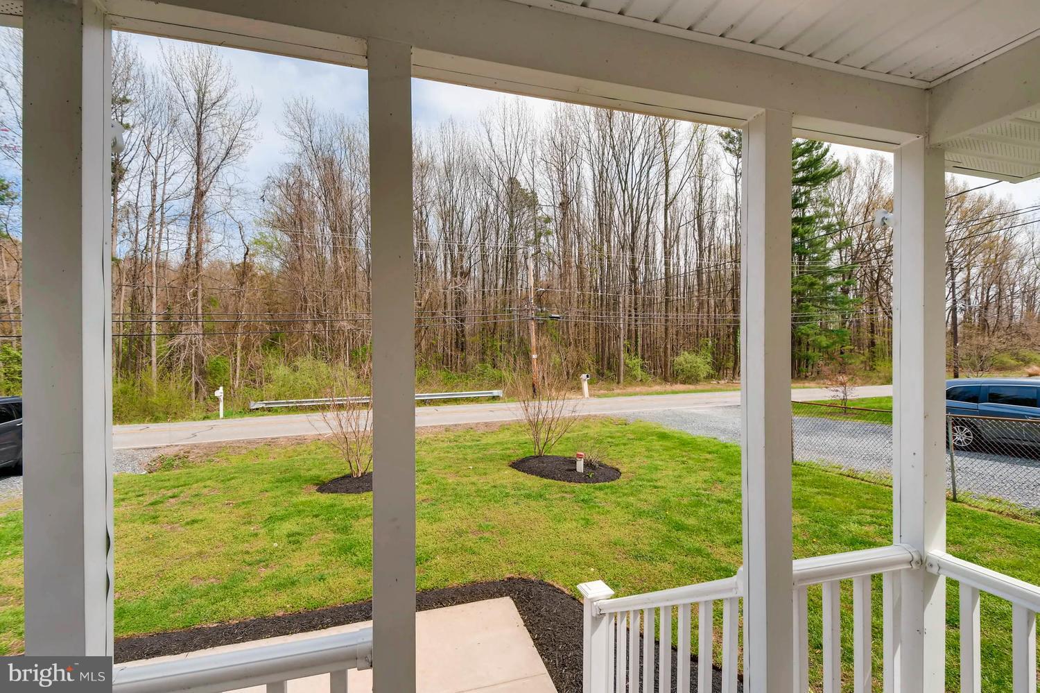 1468 Log Inn Road Annapolis, MD 21409 - Photo 28 of 28 a view of an empty room and window