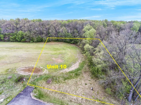 $65,900 | 1 Energy Plaza, Unit 10, Jackson, MI 49201