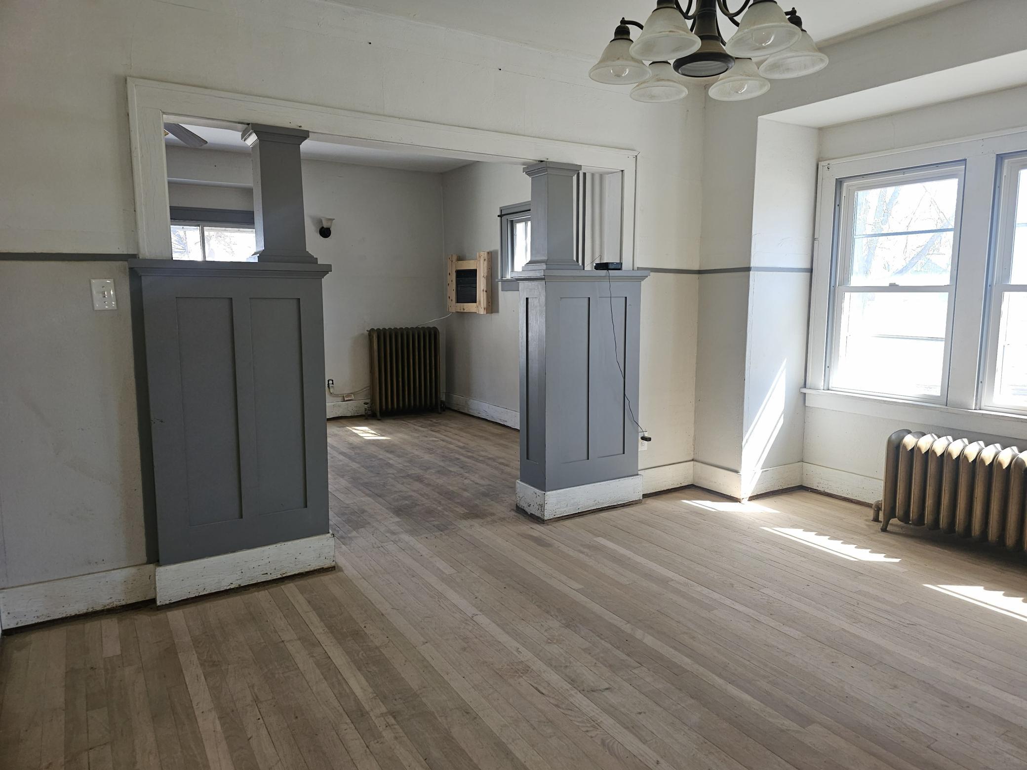 212 South Center Street Ceylon, MN 56121 - Photo 16 of 49