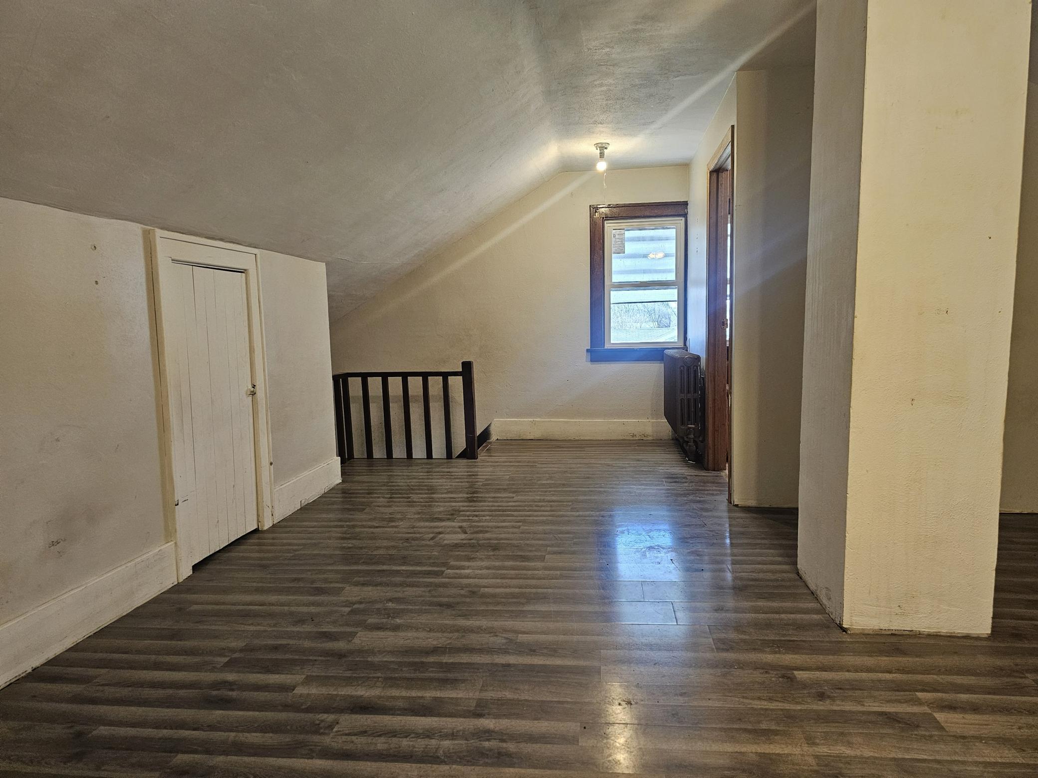 212 South Center Street Ceylon, MN 56121 - Photo 34 of 49