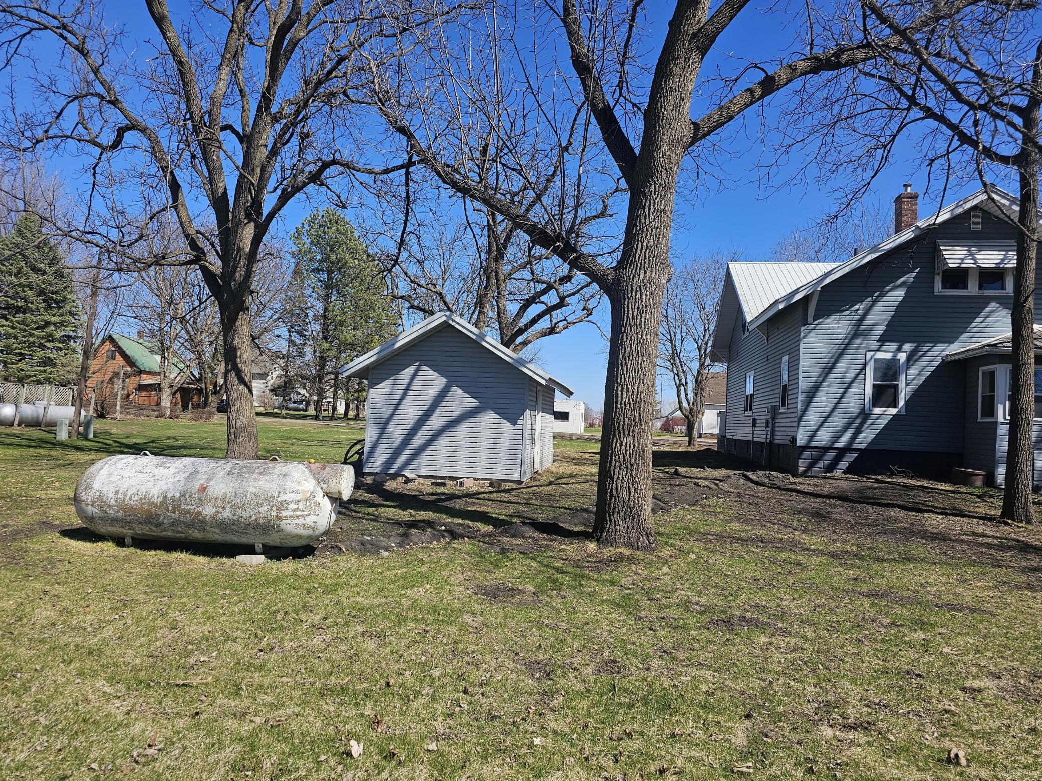 212 South Center Street Ceylon, MN 56121 - Photo 9 of 49