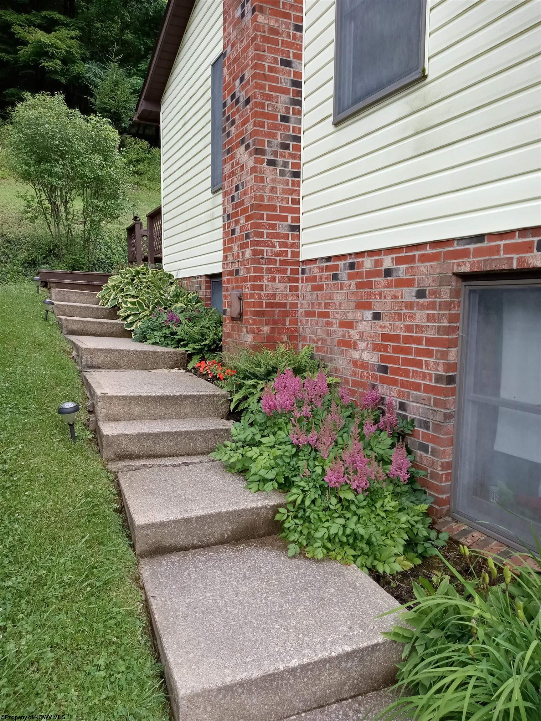 344 Harpertown Road Elkins, WV 26241 - Photo 35 of 44 Gallery Image 35