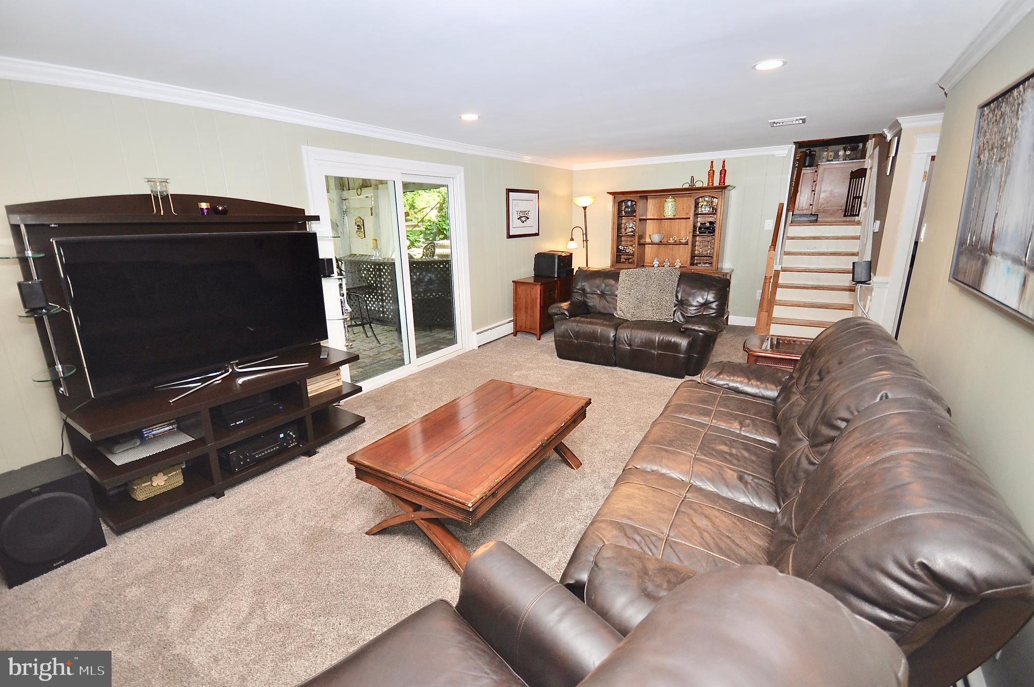 128 Rotterdam Road North Southampton, PA 18966 - Photo 8 of 35