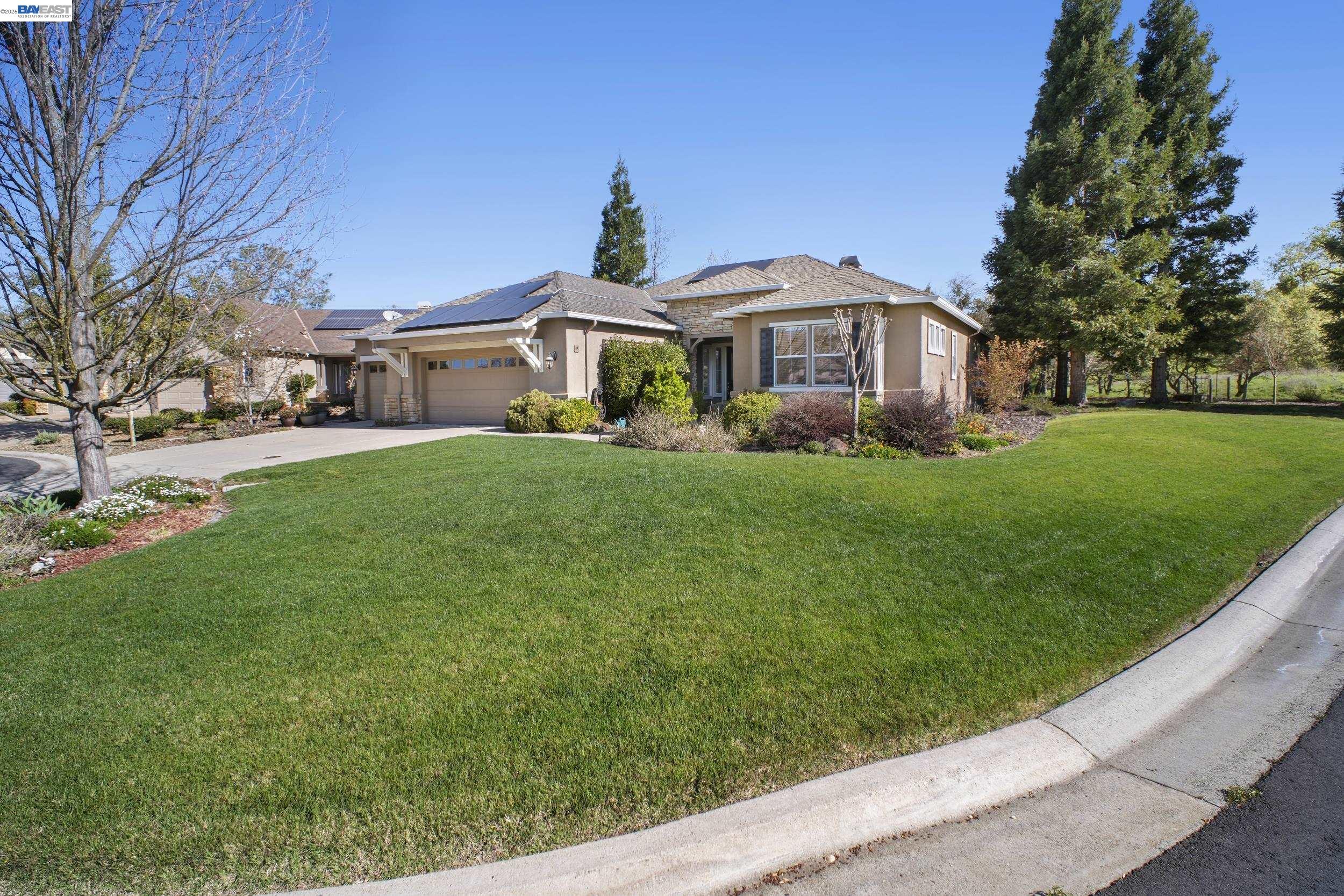 8 Rock Ridge Court Copperopolis, CA 95228 - Photo 4 of 57