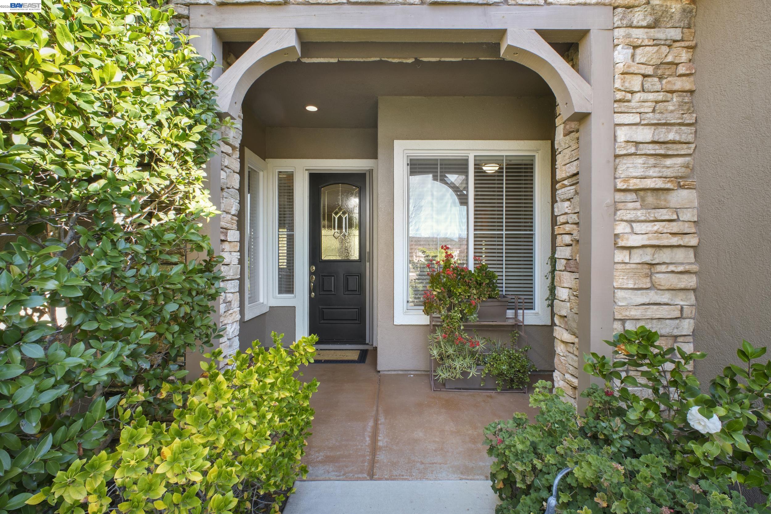 8 Rock Ridge Court Copperopolis, CA 95228 - Photo 6 of 57