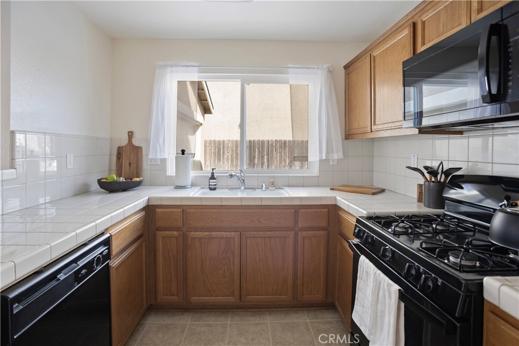 4347 Mathias Way Merced, CA 95348 - Photo 6 of 18