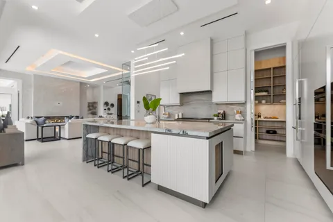 $7,695,000 | 940 Dogwood Drive, Delray Beach, FL 33483