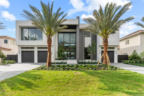 $7,695,000 | 940 Dogwood Drive, Delray Beach, FL 33483