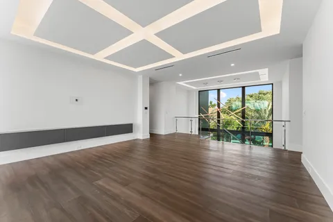 $7,695,000 | 940 Dogwood Drive, Delray Beach, FL 33483