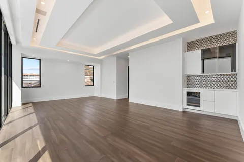 $7,695,000 | 940 Dogwood Drive, Delray Beach, FL 33483