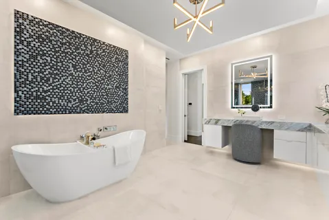 $7,695,000 | 940 Dogwood Drive, Delray Beach, FL 33483