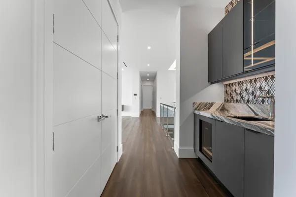 $7,695,000 | 940 Dogwood Drive, Delray Beach, FL 33483