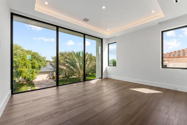 $7,695,000 | 940 Dogwood Drive, Delray Beach, FL 33483