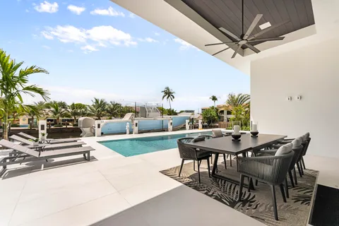 $7,695,000 | 940 Dogwood Drive, Delray Beach, FL 33483