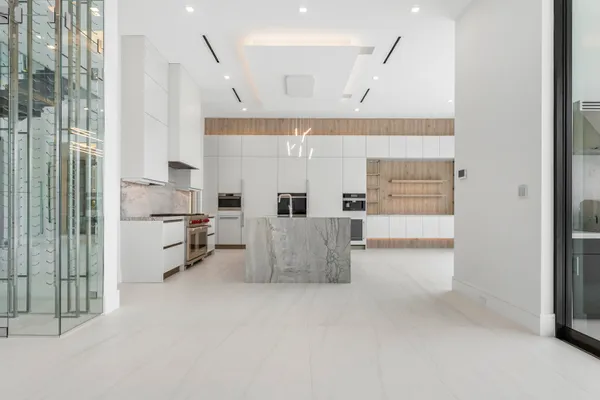 $7,695,000 | 940 Dogwood Drive, Delray Beach, FL 33483