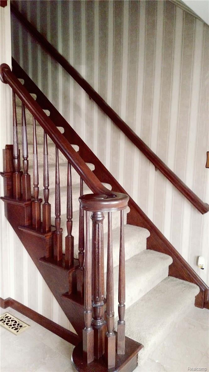 19278 Wedgewood Road Riverview, MI 48193 - Photo 21 of 53 _IMG_20161207_141237.jpg