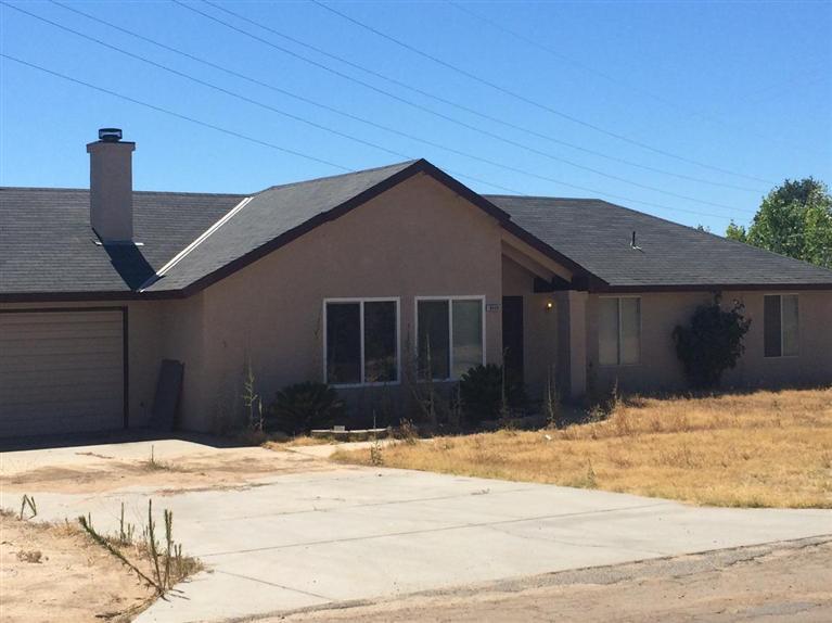 18446 Ridgedale Drive Madera, CA 93638 - Photo 1 of 10 Gallery Image 1