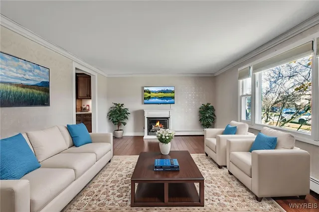 $359,900 | 94 Grand Prix Drive, Cheektowaga, NY 14227