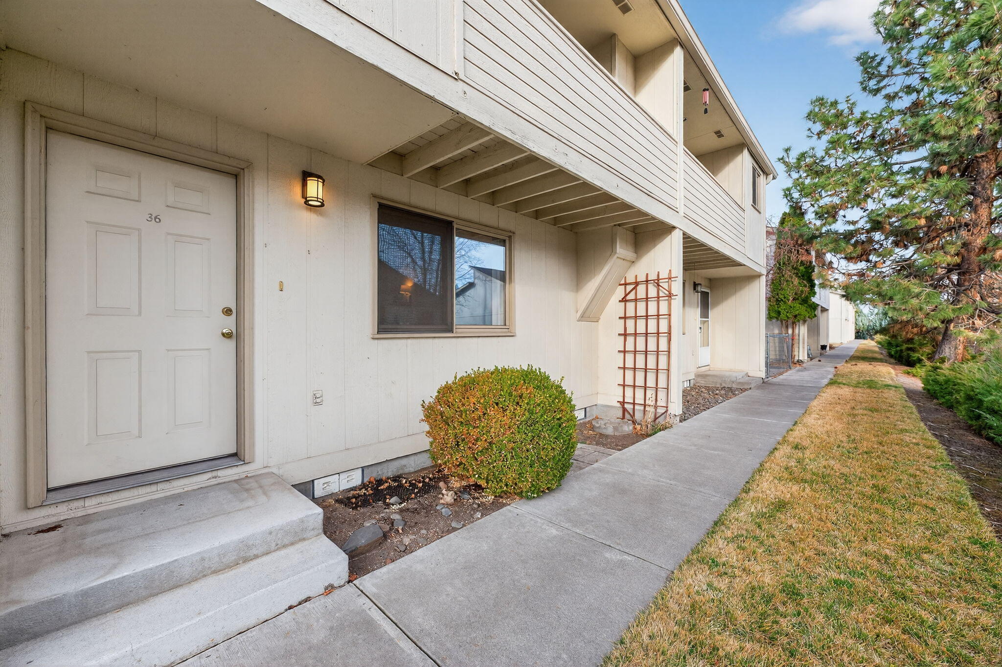 1 - 1050-Northeast-Butler-Market-Road-#3
