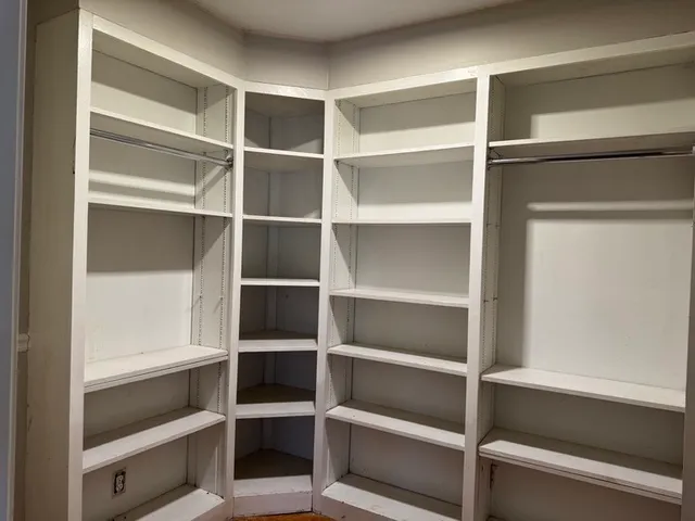 $1,795 | 520 College Street, Unit 2, Portland, TN 37148