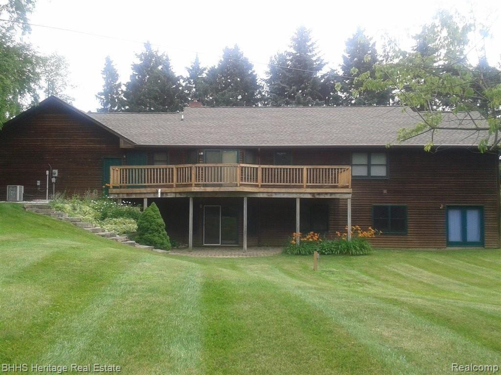 5916 Mason Road Fowlerville, MI 48836 - Photo 4 of 25 Mason Rd. back 2