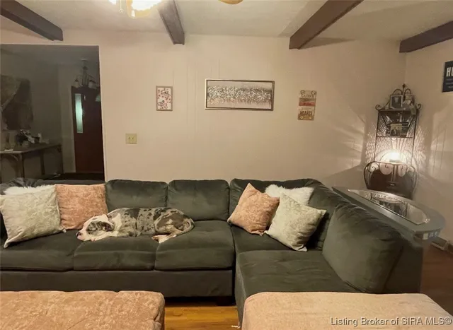 $379,500 | 821 North Forrest Drive, Sellersburg, IN 47172