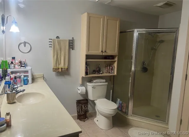 $379,500 | 821 North Forrest Drive, Sellersburg, IN 47172