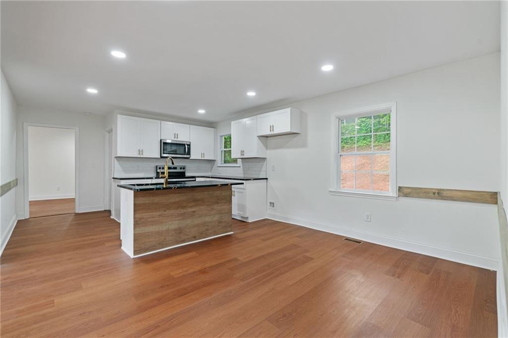 472 Rigby Street Northeast Marietta, GA 30060 - Photo 12 of 36