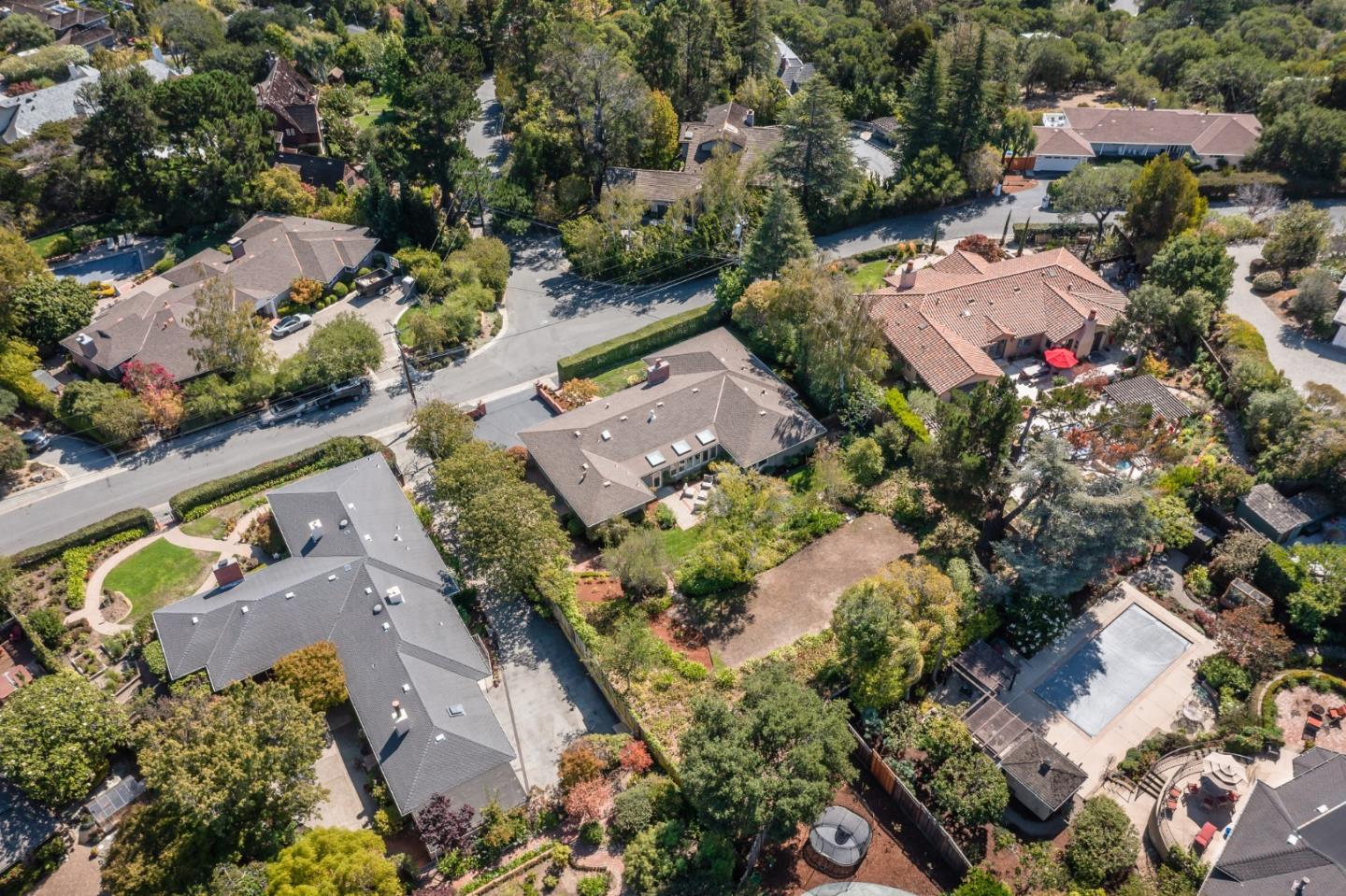 835 Longview Road Hillsborough, CA 94010 - Photo 39 of 46 an aerial view of house with yard