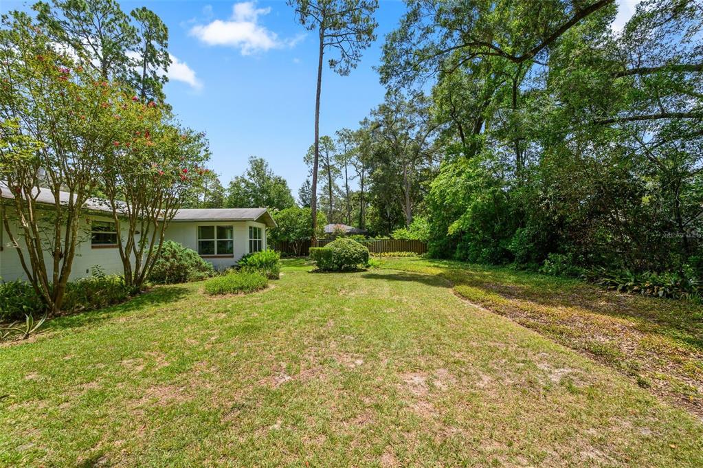 3919 Southwest 4th Place Gainesville, FL 32607 - Photo 34 of 38