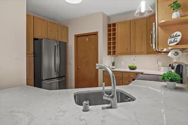 $335,000 | 3134 Dorchester Way, Unit 7, Madison, WI 53719