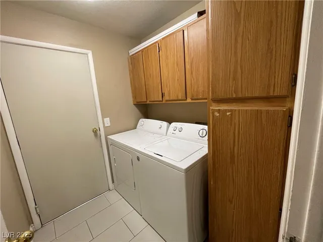 $2,499 | 1332 Royal Creek, North Las Vegas, NV 89031