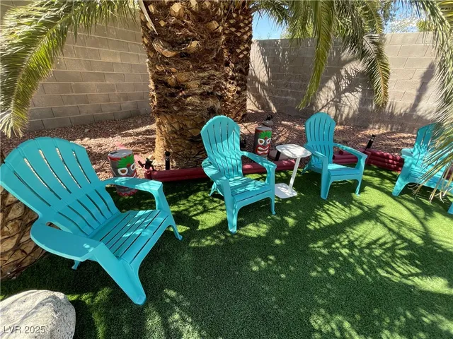 $2,499 | 1332 Royal Creek, North Las Vegas, NV 89031