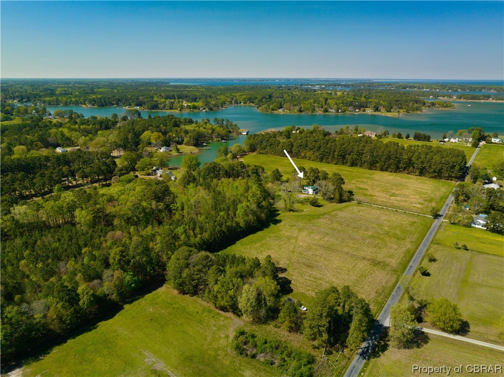 1595 Fitchetts Wharf Road Moon, VA 23119 - Photo 5 of 50