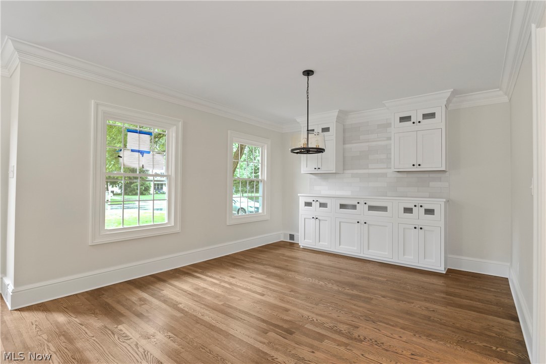 4891 Countryside Road Cleveland, OH 44124 - Photo 20 of 34