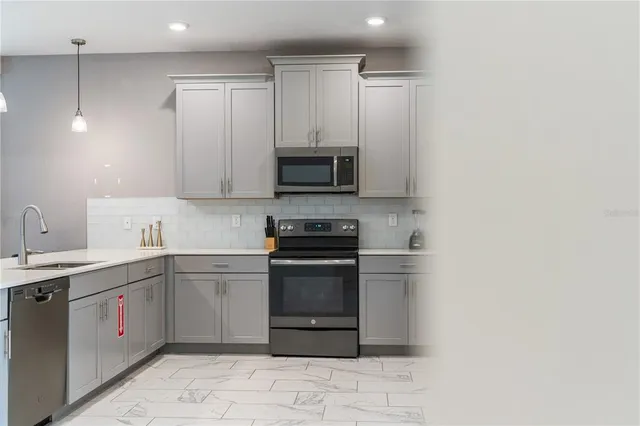 $850,000 | 8825 Cruden Bay Court, Davenport, FL 33896