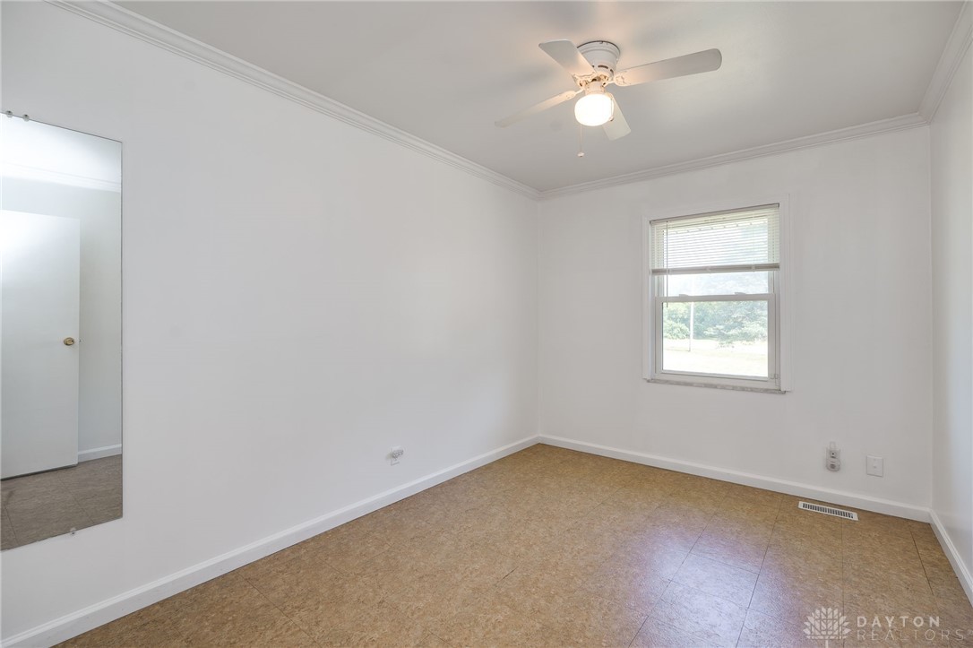 1109 Montgomery Avenue Springfield, OH 45506 - Photo 27 of 63 Bedroom 1 Main Level