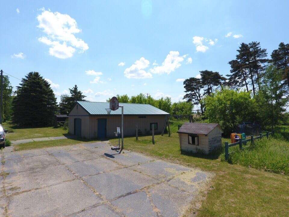 6890 Peoples Road Northeast Edmore, MI 48829 - Photo 14 of 47 IMG_0850