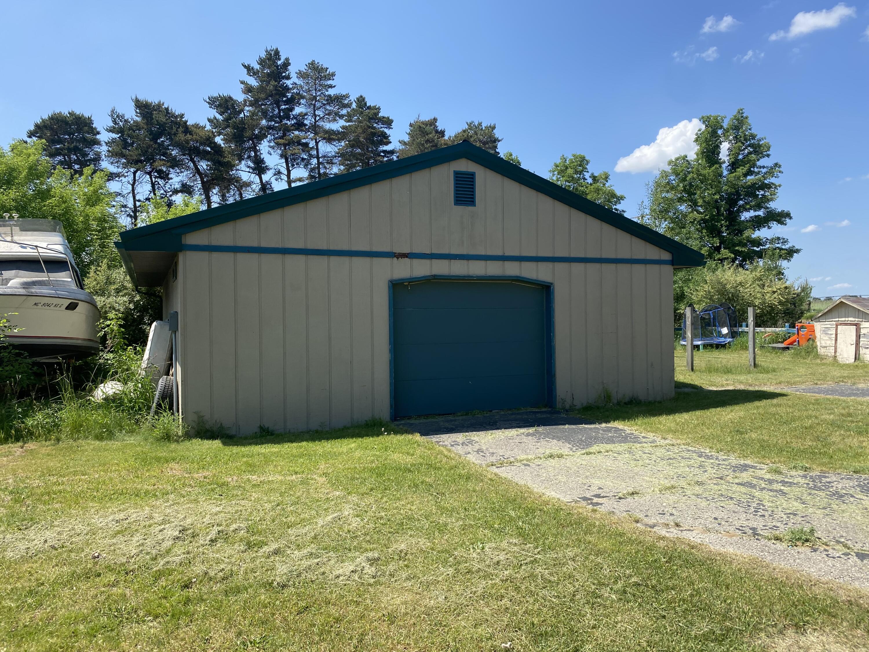 6890 Peoples Road Northeast Edmore, MI 48829 - Photo 36 of 47 IMG_0714