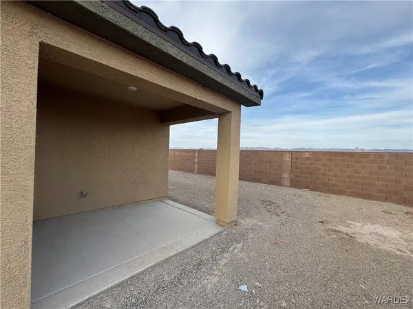 $2,000 | 49 Spanish Bay Drive, Mohave Valley, AZ 86440