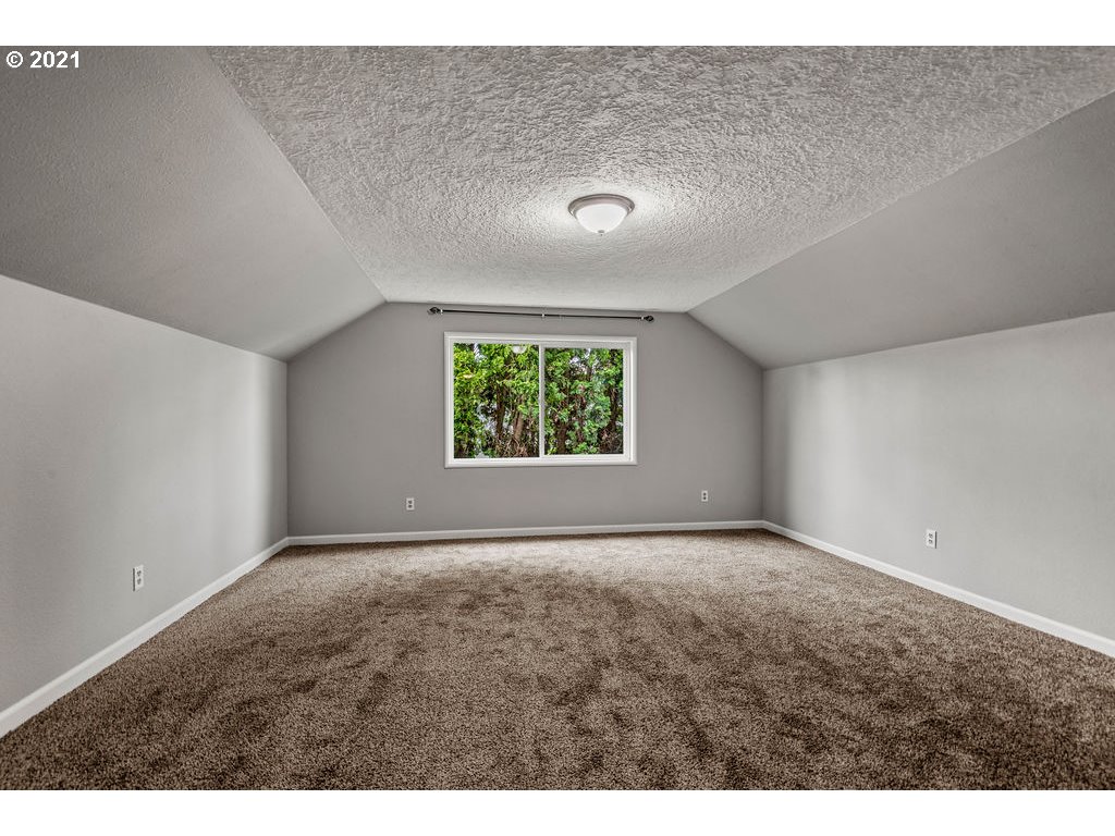 4631 Merlin Street Longview, WA 98632 - Photo 17 of 27 Gallery Image 17