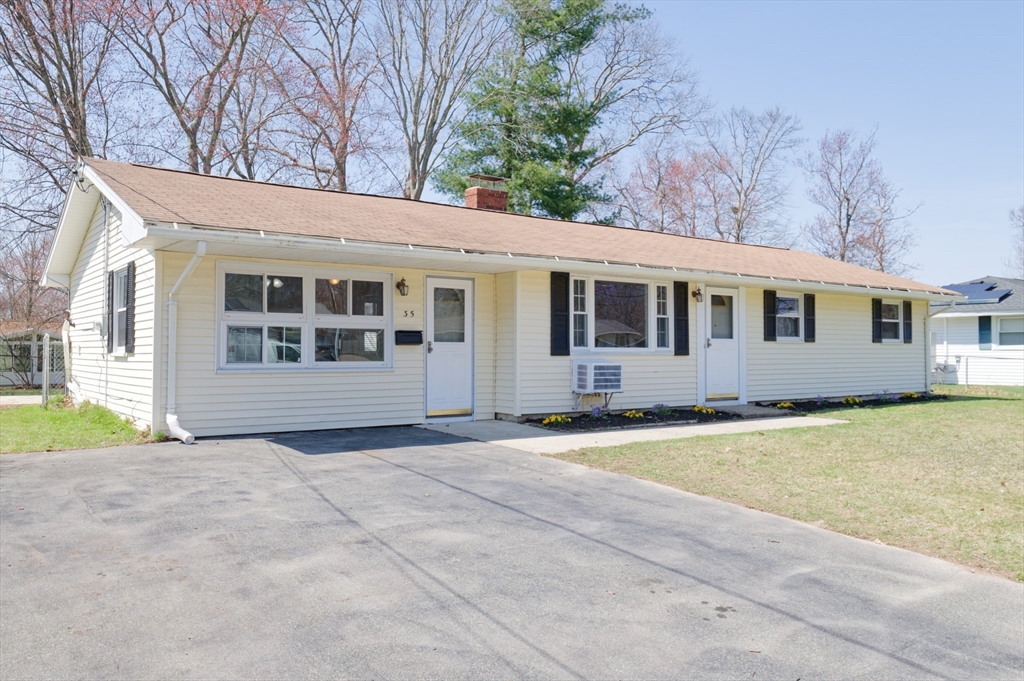 a view of outdoor space yard and front view of a house