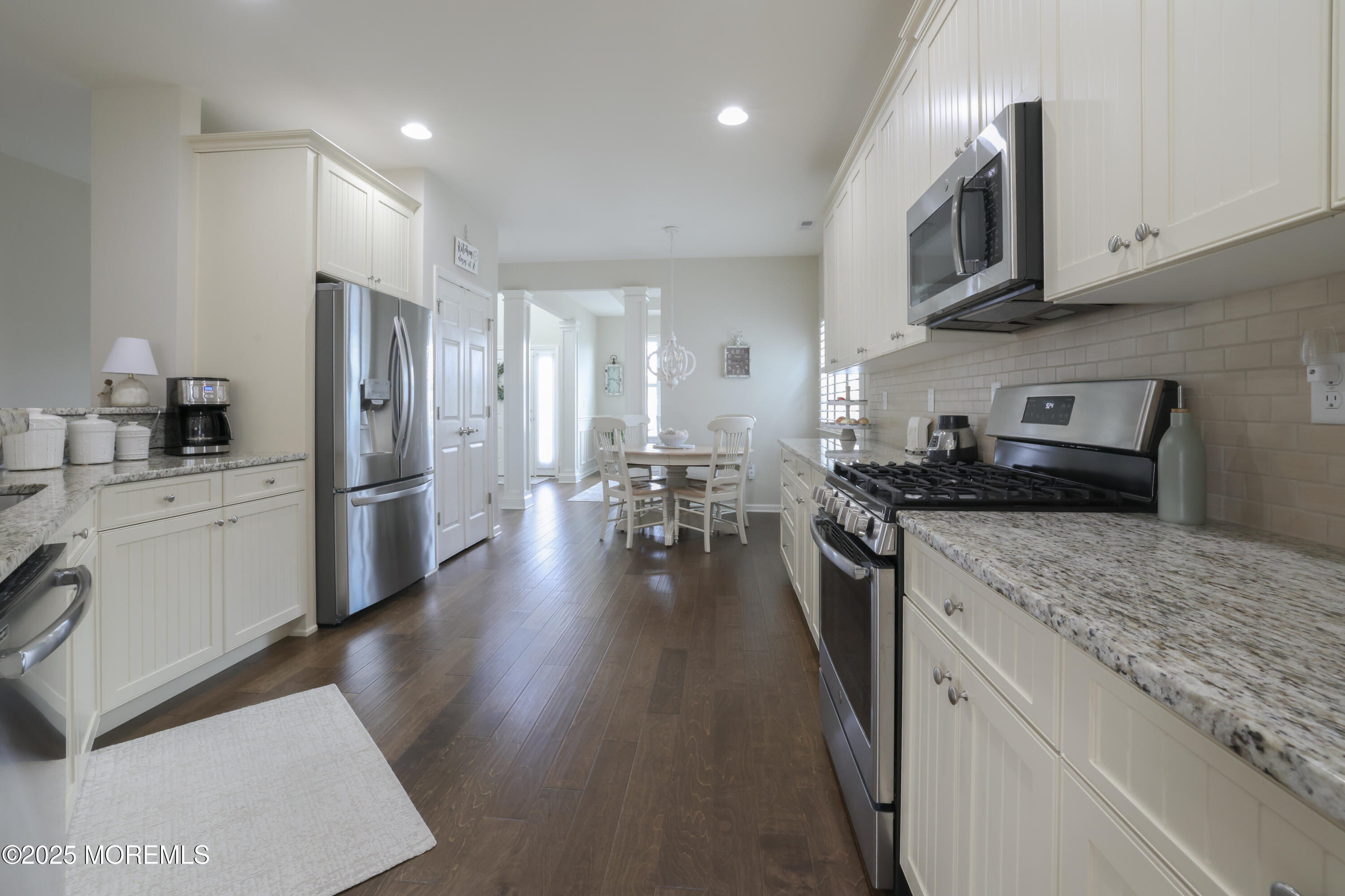 31 Garden Path Barnegat, NJ 08005 - Photo 14 of 43 877A6526