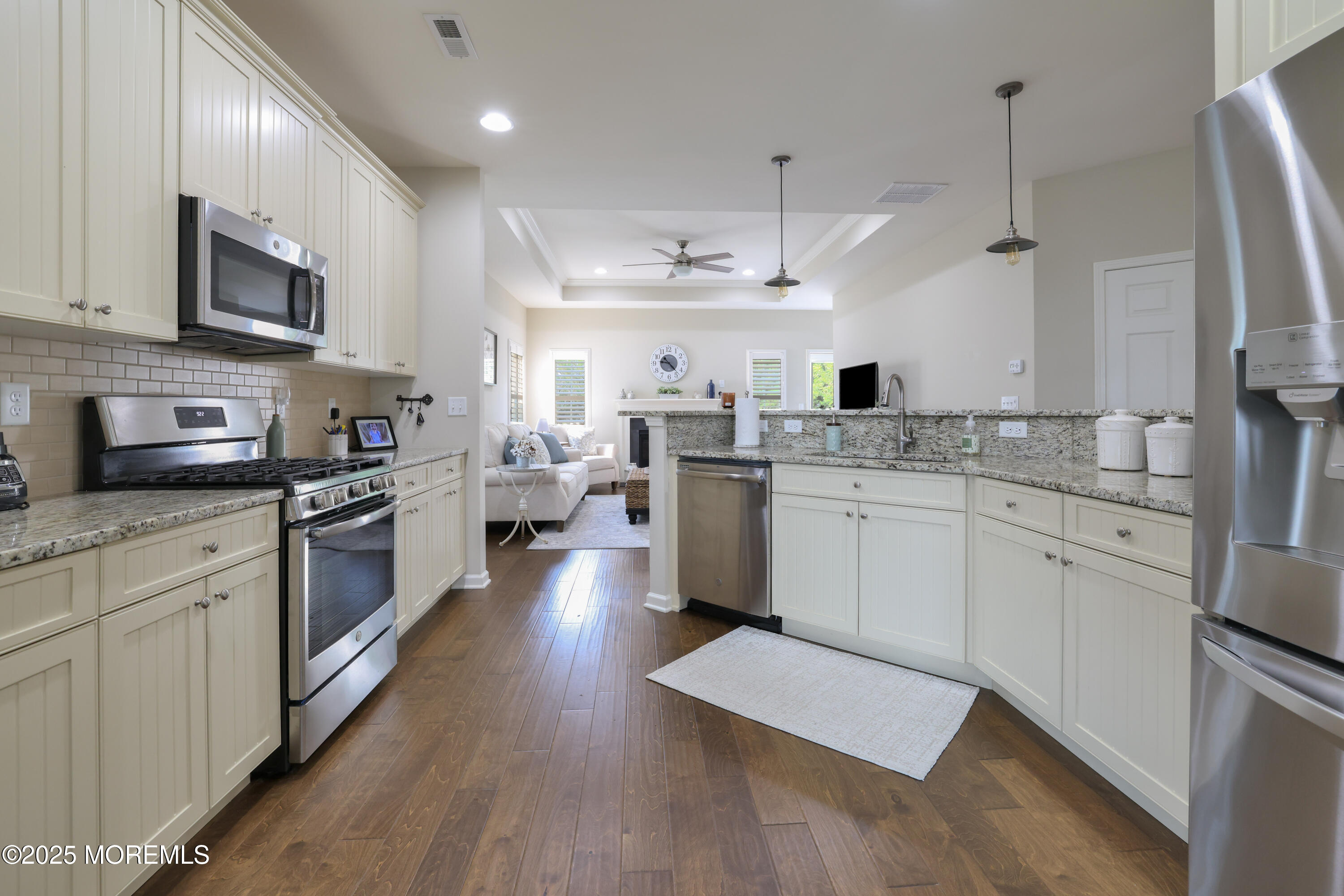 31 Garden Path Barnegat, NJ 08005 - Photo 10 of 43 877A6521-Edit