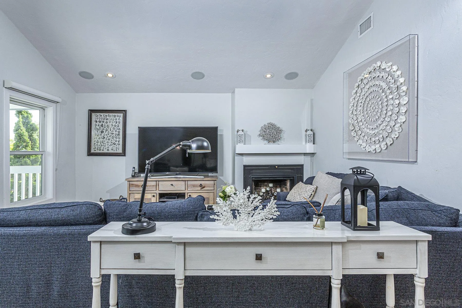 340 A Avenue Coronado, CA 92118 - Photo 24 of 41