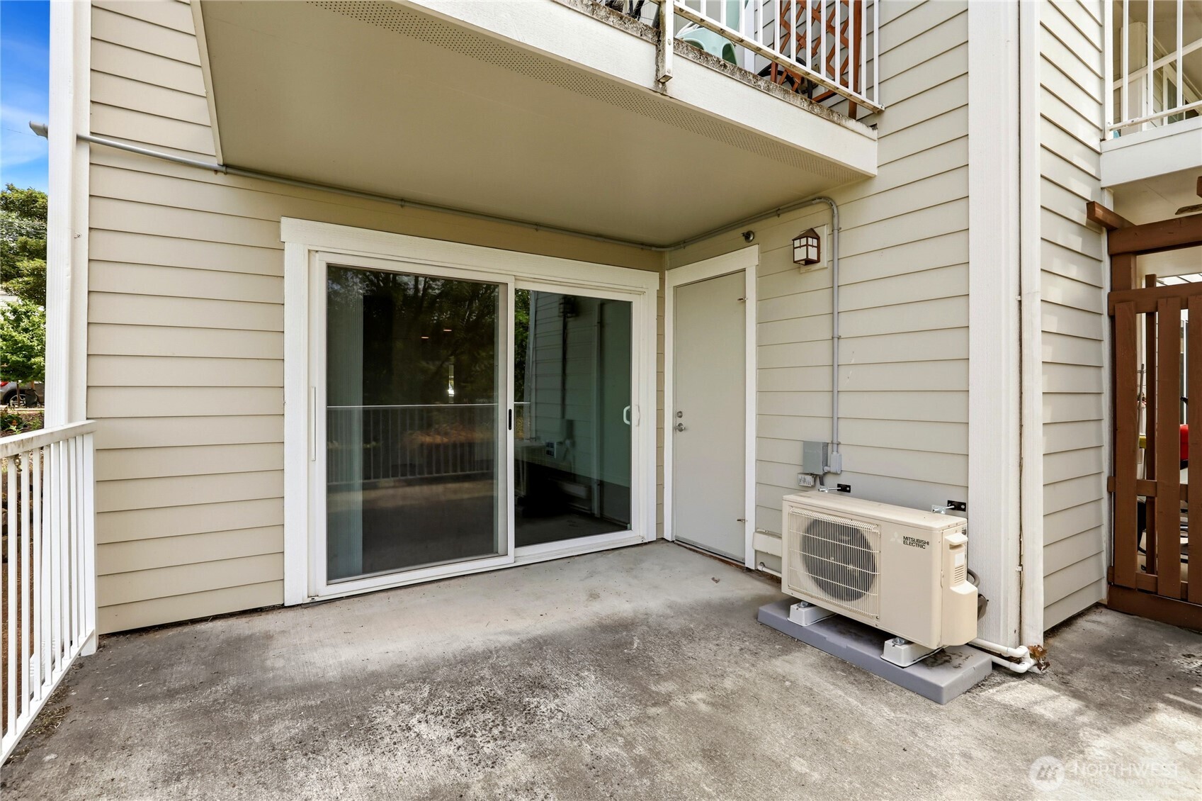 823 Davis Place South, Unit 104 Seattle, WA 98144 - Photo 18 of 23