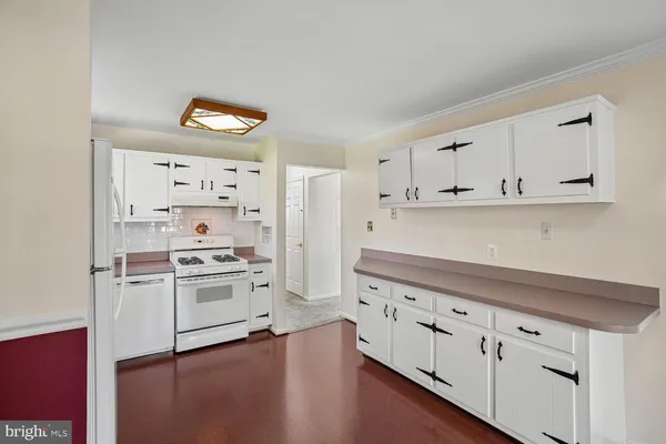 $765,000 | 6809 Ontario Street, Springfield, VA 22152