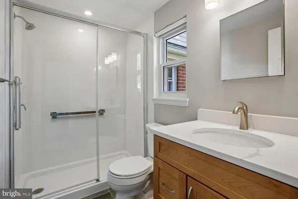 $765,000 | 6809 Ontario Street, Springfield, VA 22152