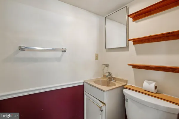 $795,000 | 6809 Ontario Street, Springfield, VA 22152